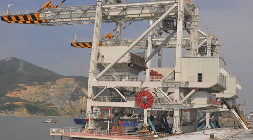 舌头伸进去添的我好爽