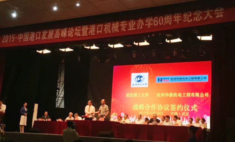 舌头伸进去添的我好爽