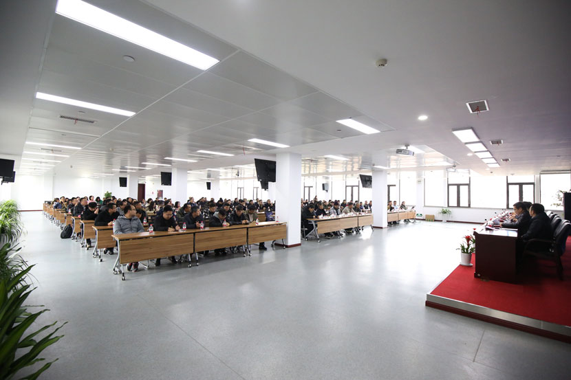 舌头伸进去添的我好爽