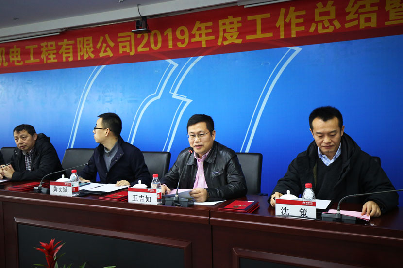 舌头伸进去添的我好爽