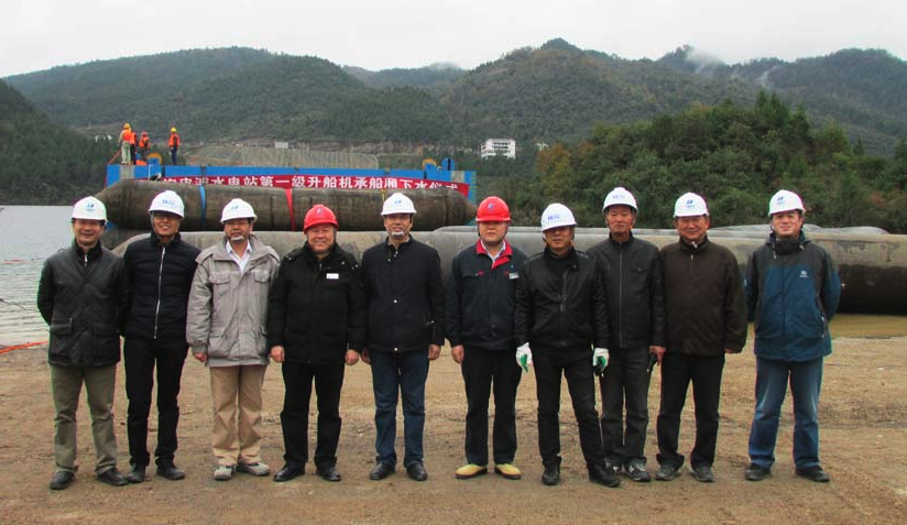 舌头伸进去添的我好爽