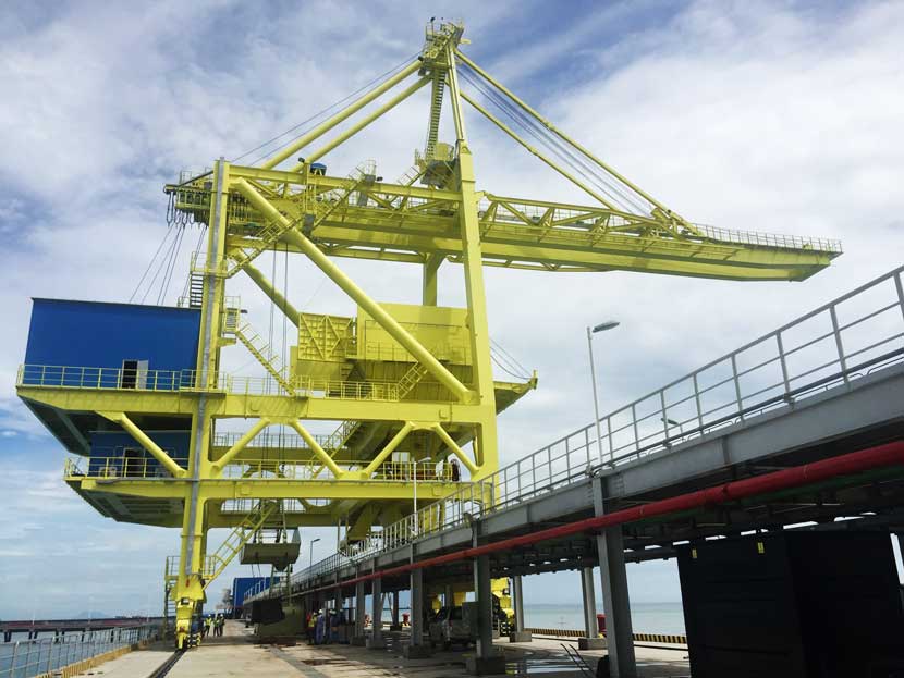 舌头伸进去添的我好爽