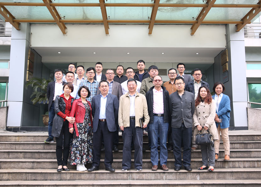 舌头伸进去添的我好爽