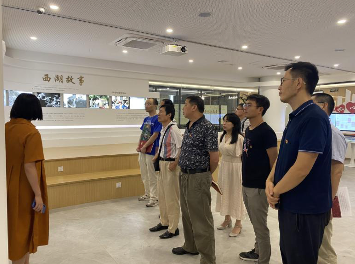 舌头伸进去添的我好爽