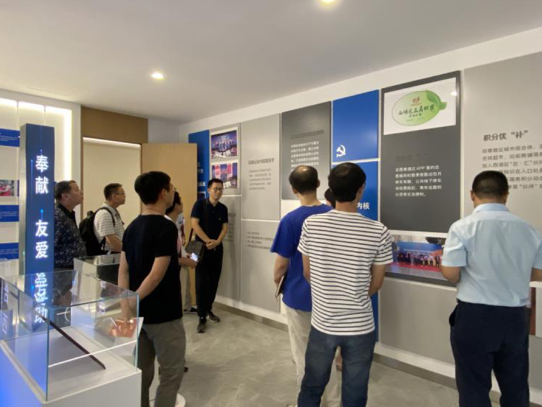 舌头伸进去添的我好爽