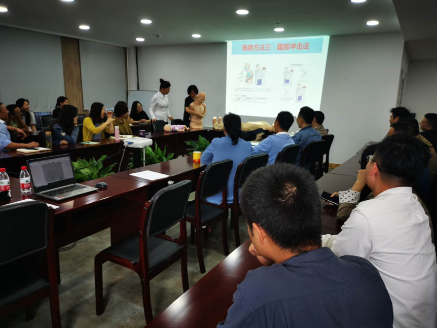 舌头伸进去添的我好爽