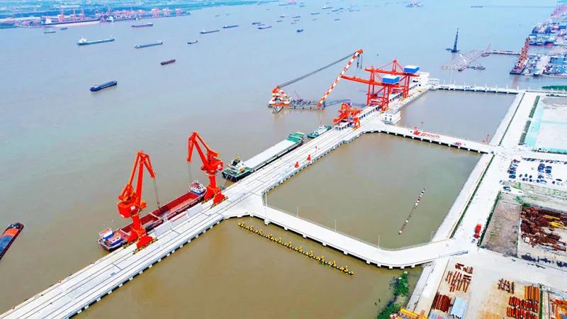 舌头伸进去添的我好爽