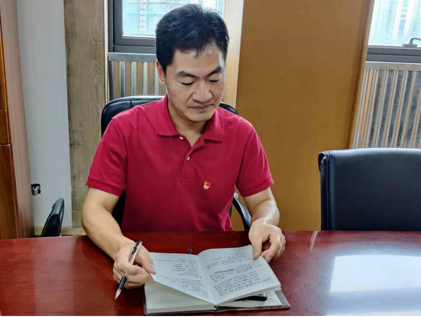 舌头伸进去添的我好爽