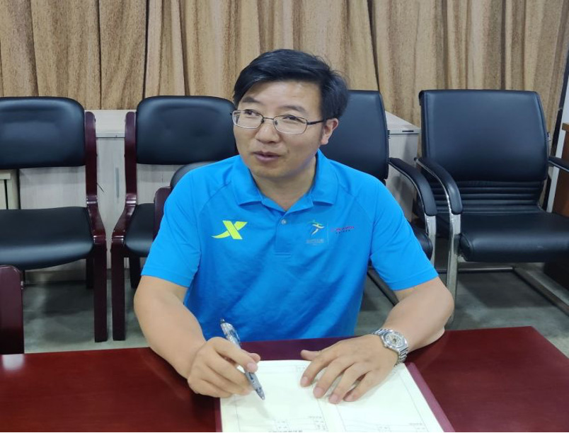 舌头伸进去添的我好爽