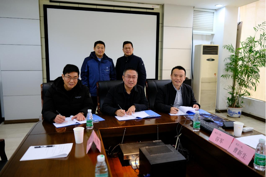 舌头伸进去添的我好爽