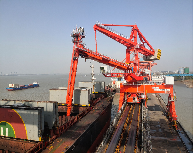 舌头伸进去添的我好爽