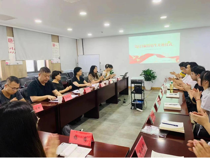 舌头伸进去添的我好爽