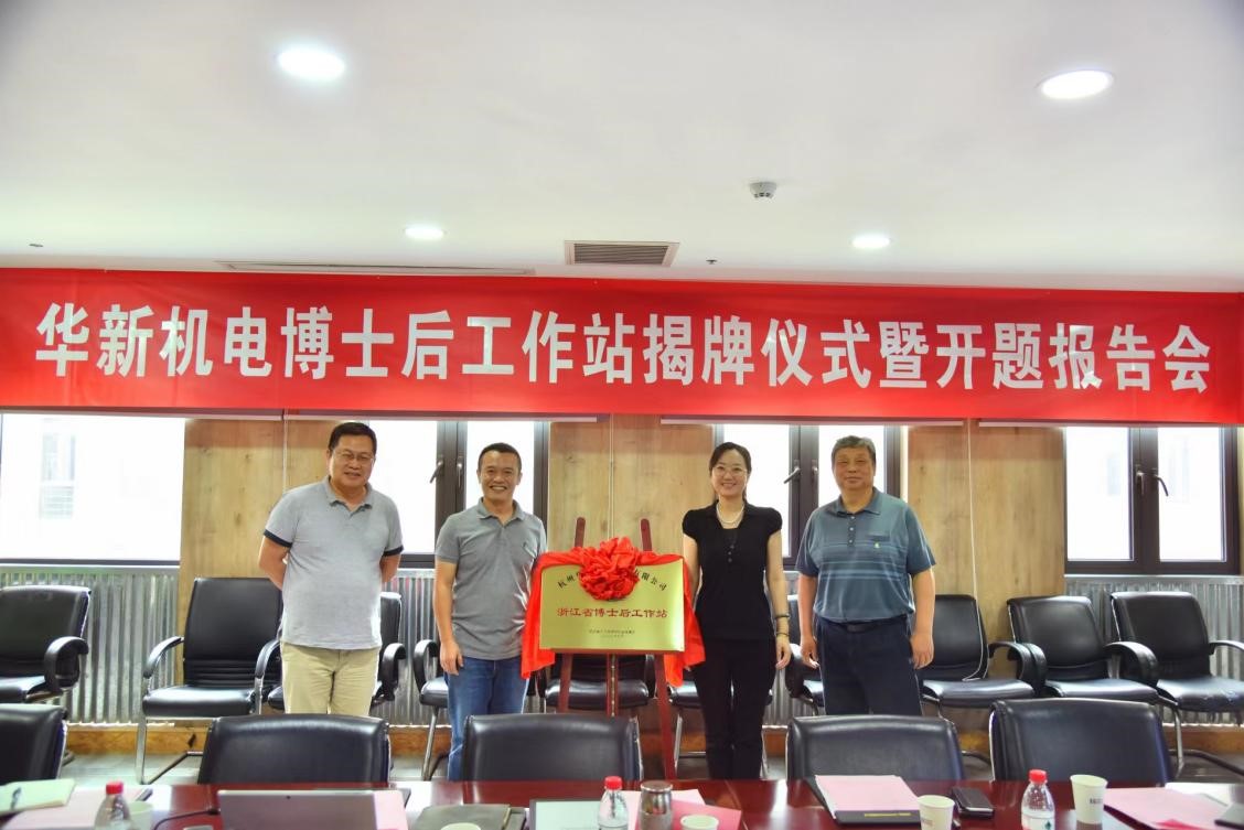 舌头伸进去添的我好爽