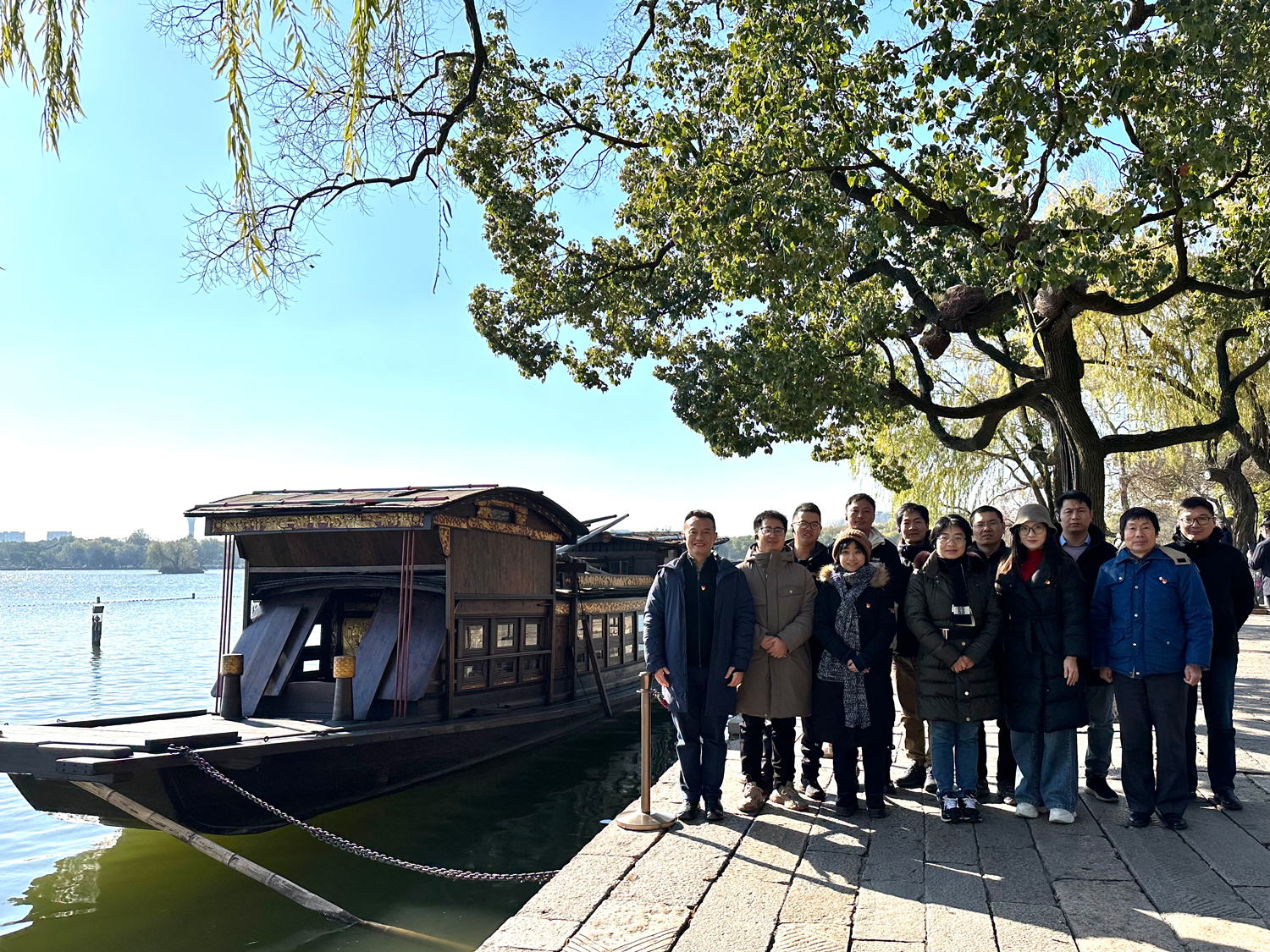 舌头伸进去添的我好爽