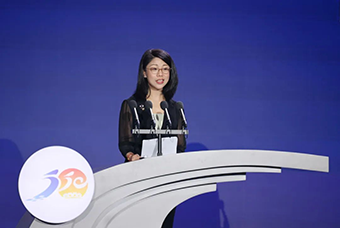 舌头伸进去添的我好爽