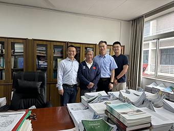 舌头伸进去添的我好爽