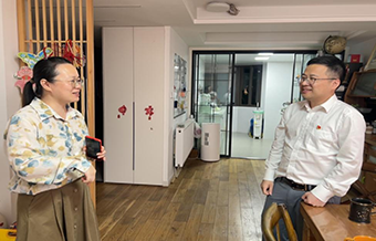 舌头伸进去添的我好爽