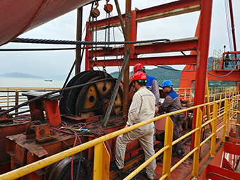 舌头伸进去添的我好爽