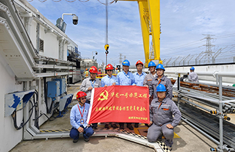 舌头伸进去添的我好爽