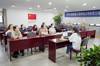 舌头伸进去添的我好爽