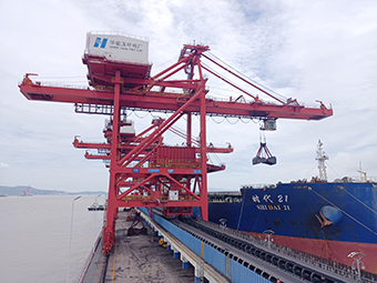 舌头伸进去添的我好爽