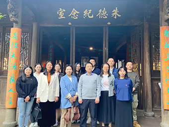 舌头伸进去添的我好爽