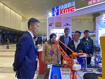 舌头伸进去添的我好爽