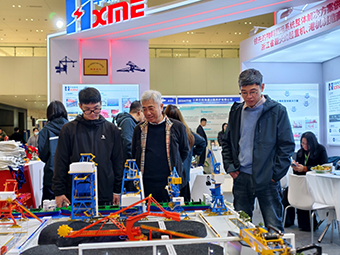 舌头伸进去添的我好爽