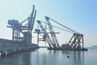 舌头伸进去添的我好爽