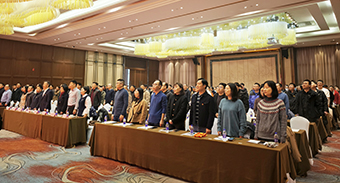 舌头伸进去添的我好爽