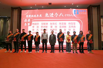 舌头伸进去添的我好爽