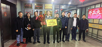 舌头伸进去添的我好爽