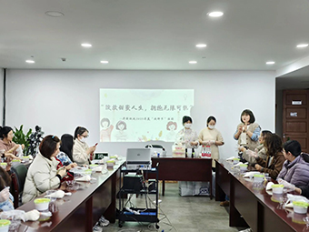 舌头伸进去添的我好爽