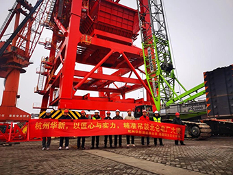 舌头伸进去添的我好爽