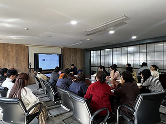 舌头伸进去添的我好爽