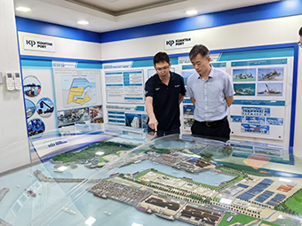 舌头伸进去添的我好爽