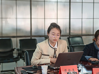 舌头伸进去添的我好爽