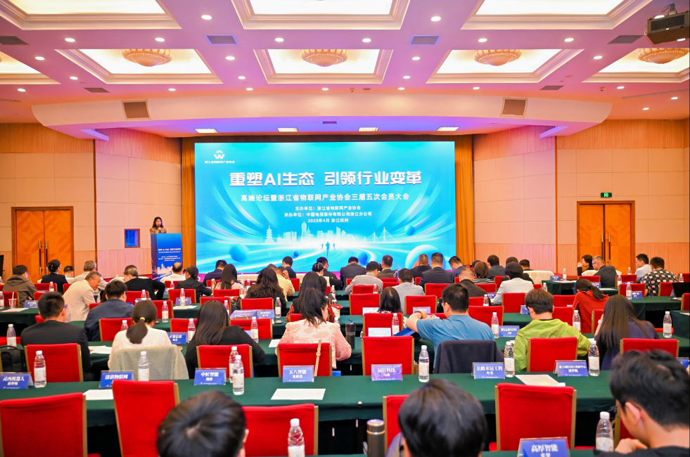 舌头伸进去添的我好爽