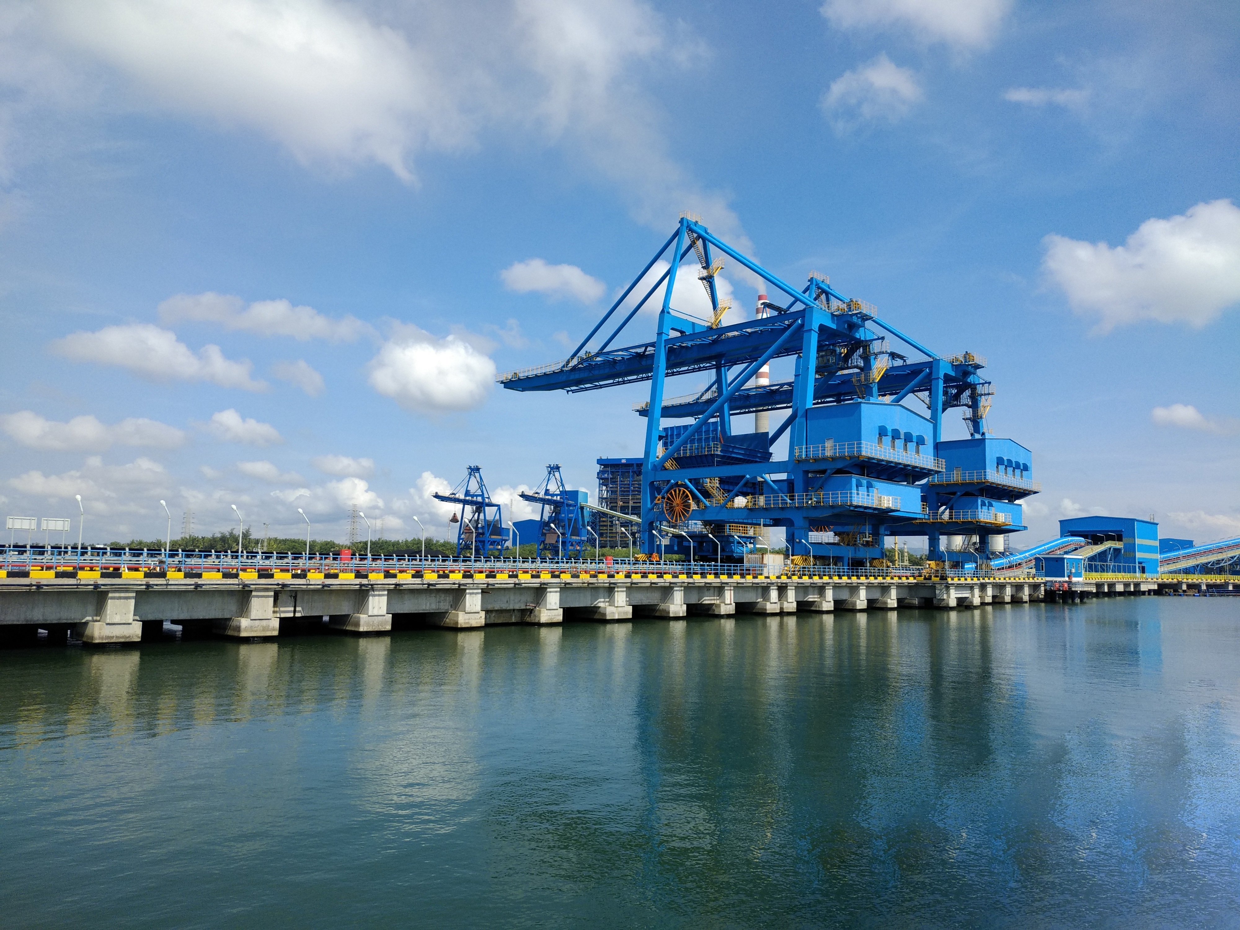 舌头伸进去添的我好爽