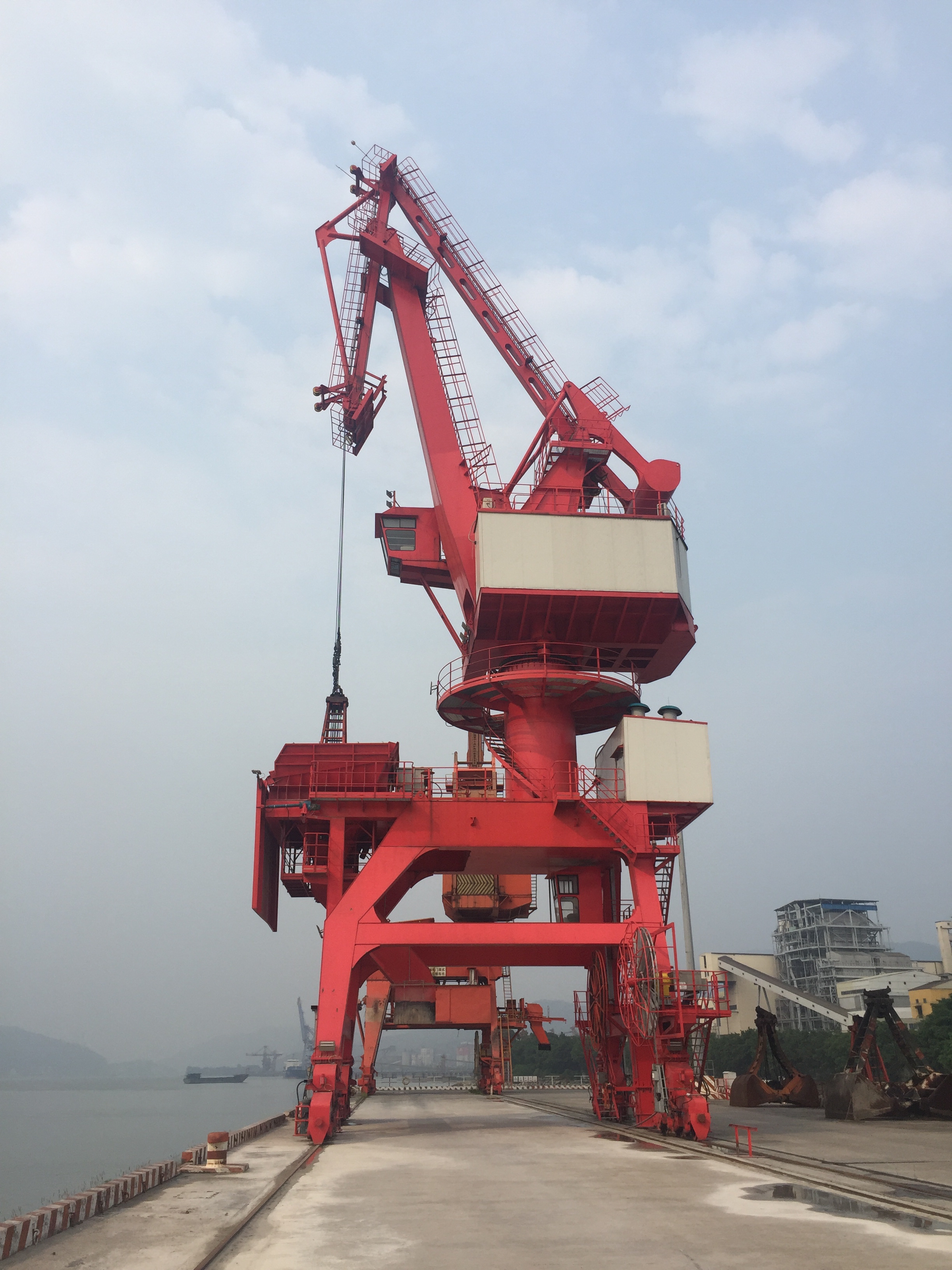 舌头伸进去添的我好爽