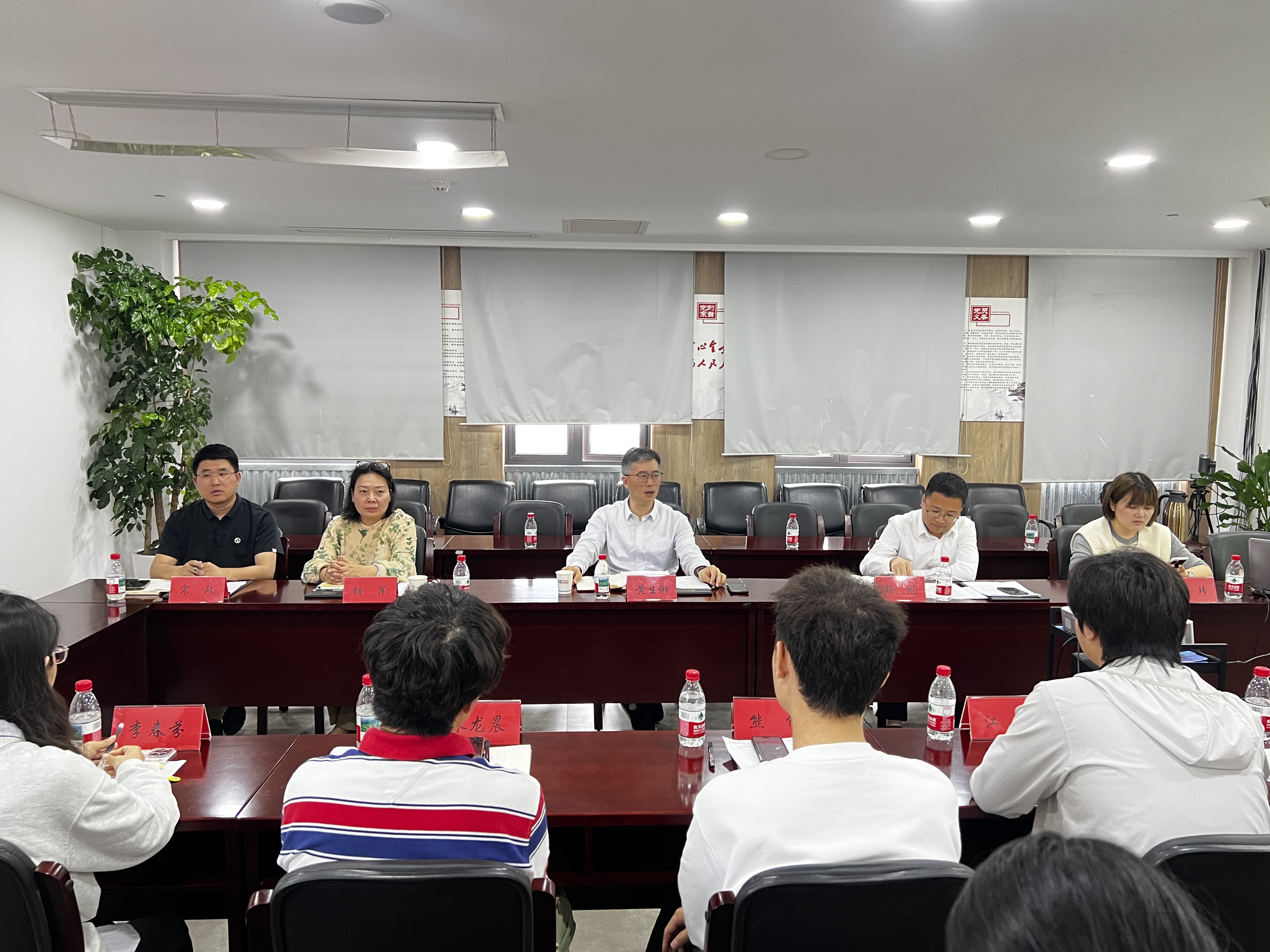 舌头伸进去添的我好爽