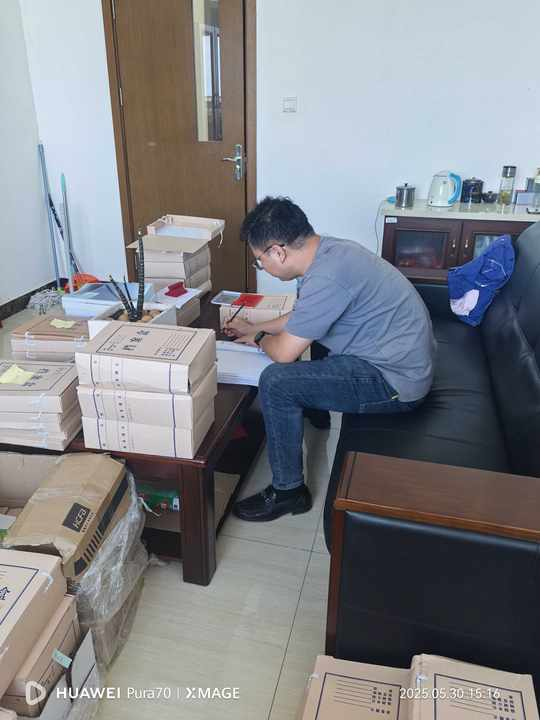 舌头伸进去添的我好爽