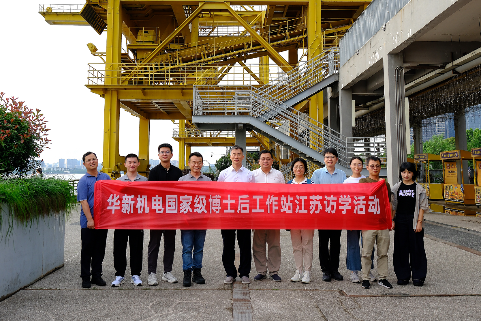 舌头伸进去添的我好爽